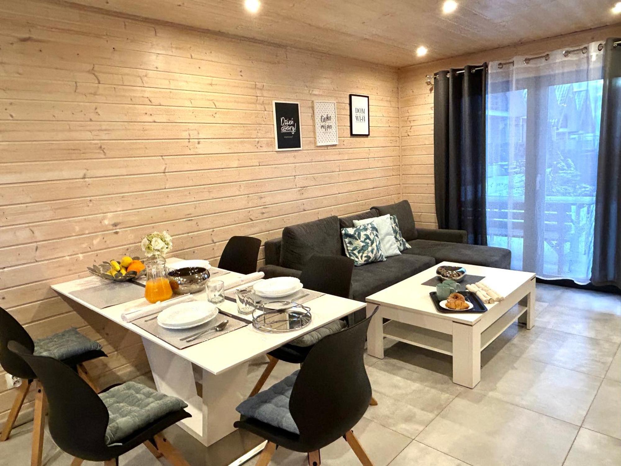 Sunny Baltic Lodge